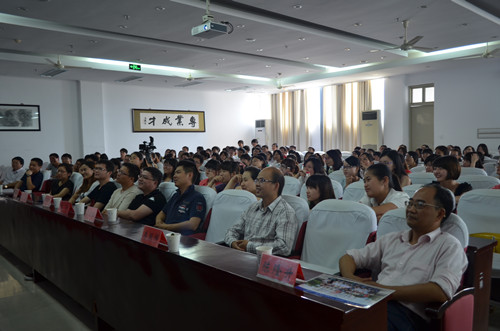 yl6809永利官网举办2012届毕业典礼