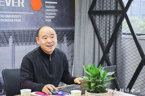 续校园情 筑大学梦 yl6809永利官网举办校友返校座谈会