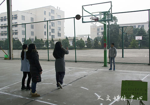 yl6809永利官网举办首届女生定向跑