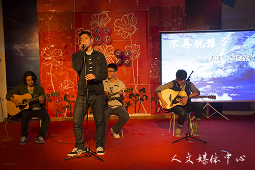 以心迎新 筑梦人文 yl6809永利官网举办迎新晚会