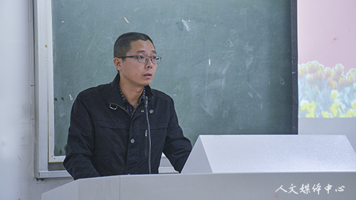 yl6809永利官网举行学生席卡发放仪式暨校学风建设大会精神传达会
