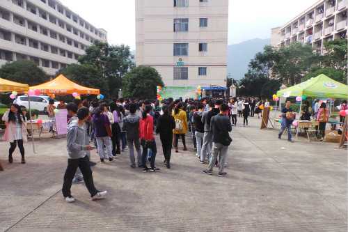 yl6809永利官网首届“诗意栖居”公寓文化节开幕