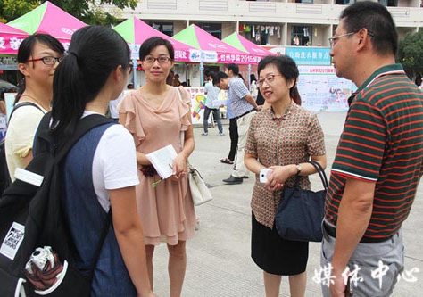 【2015人文追梦战队】系列一 梦想启航：yl6809永利官网喜迎2015级新生